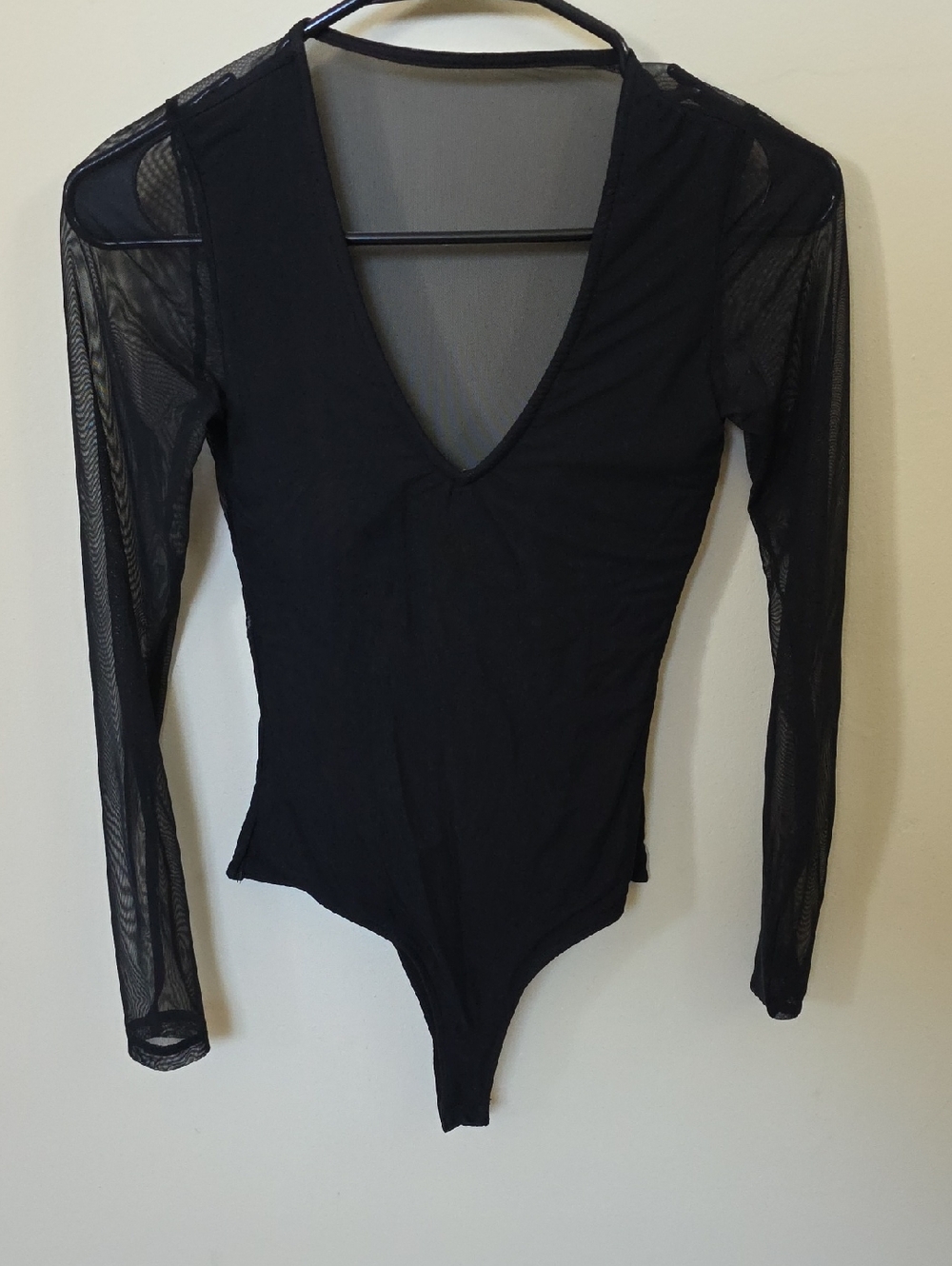 Klassy Network Black Sheer Long-Sleeve V-Neck Bodysuit Small